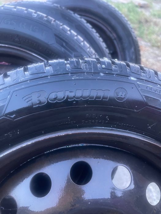 Продавам гуми в много добро състояние