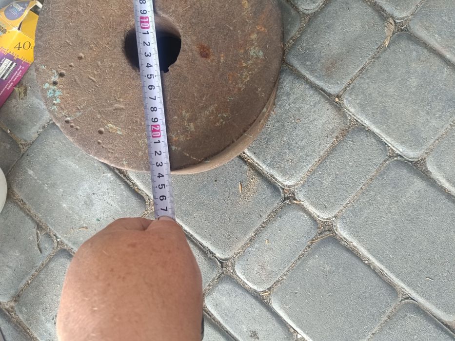 Продам наковальну