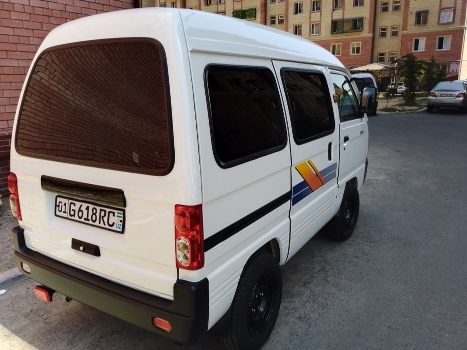 Chevrolet damas sotiladi