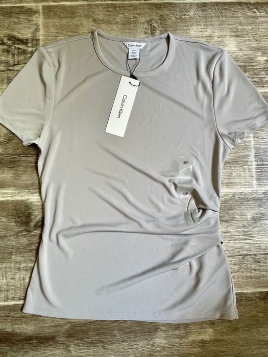 Футболка Calvin Klein