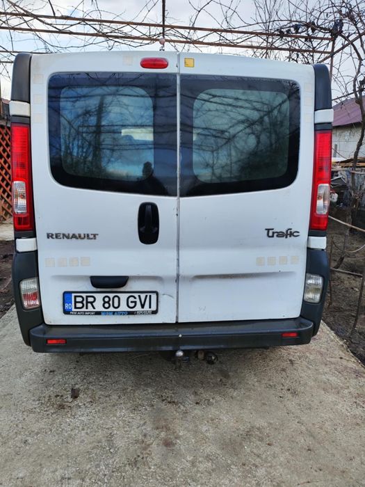 Vand renovat trafic 2008 , 90 cai masina se prezintă în stare buna