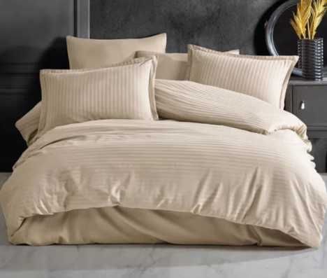 Lenjerie de pat damasc gros cu elastic, Super Elegant Pucioasa, 4 piese, Crem
