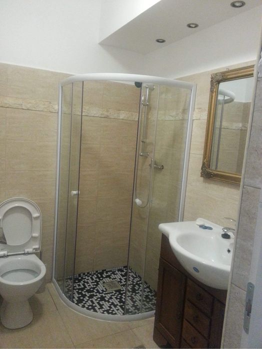 Garsoniera de inchiriat