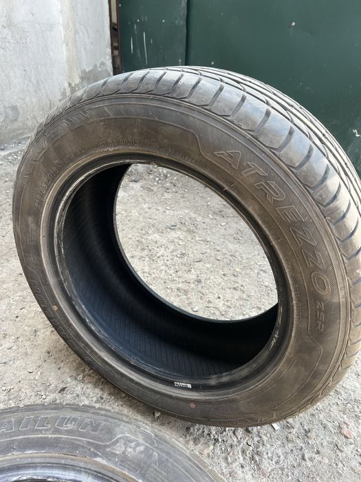 Б/У шина летняя 215/55 R16.