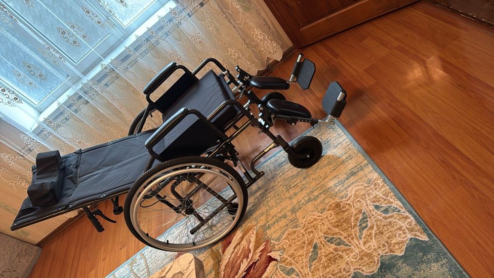 Инвалидная коляска
