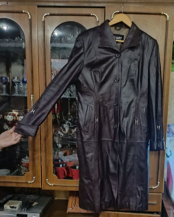 Плащ кожаный продам