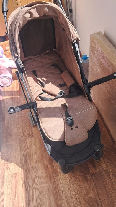 Коляска детская прогулочная