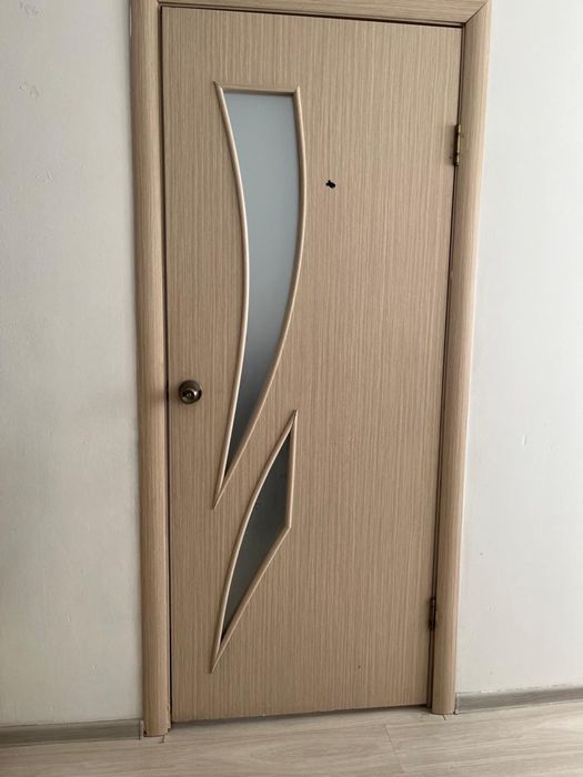 Двери межкомнатные 2 шт