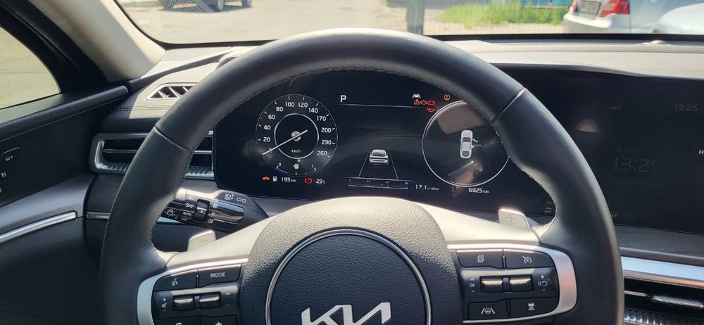 Kia K5 2025 — 10