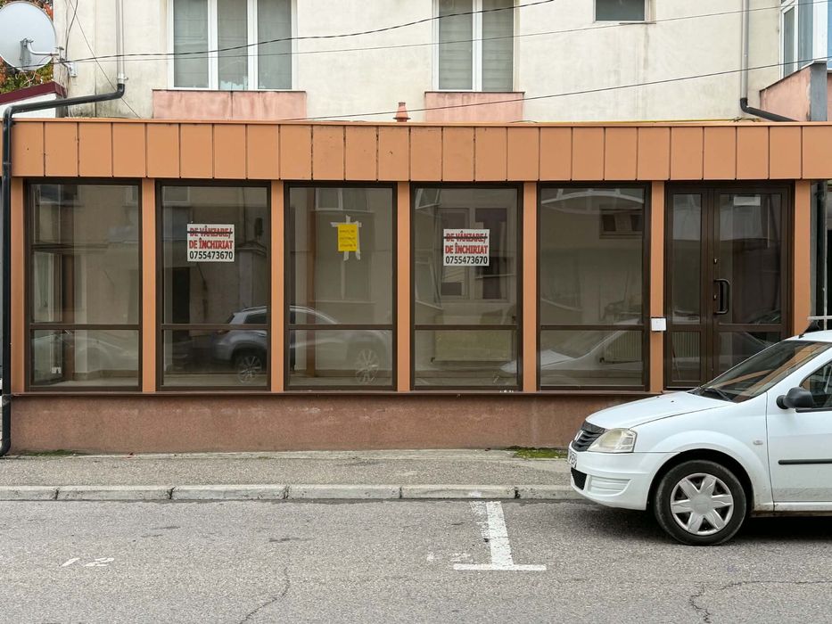 Spațiu comercial de închiriat