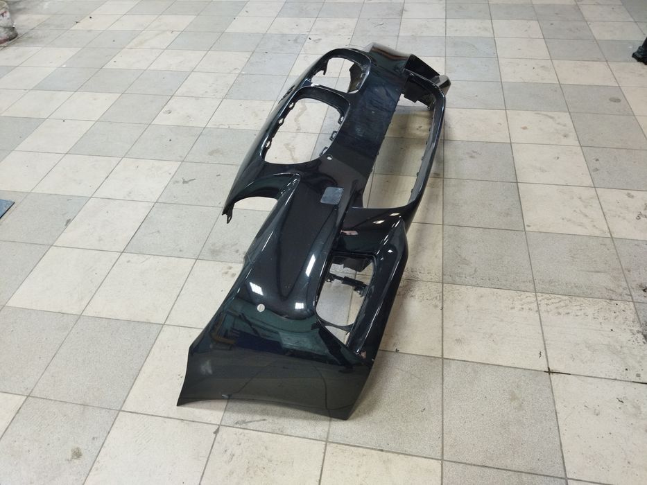 Продам бампер на БМВ ф10