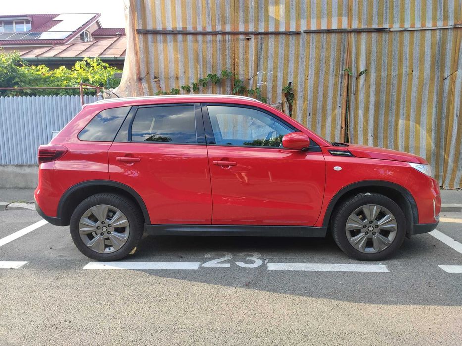 Suzuki Vitara 2018 benzină, 13.800 € — imagine 4