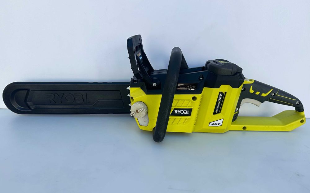 Ryobi RCS36X3550Hi - Мощна акумулаторна резачка за дърва 36V 5.0Ah