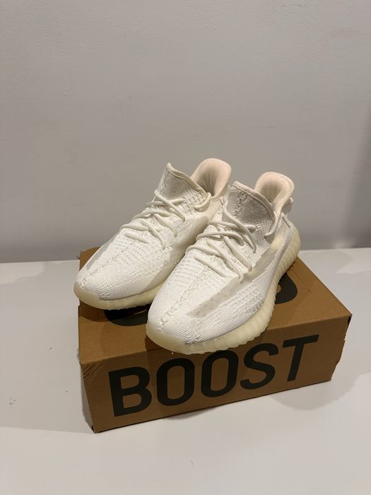 Yeezy Boost 350 V2