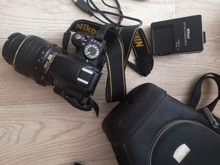 Продам фотоаппарат Nikon D3100