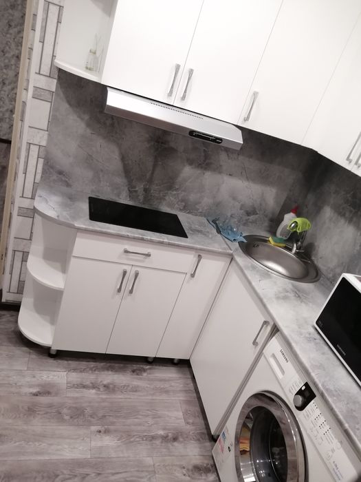 Сдам 1ю квартиру часы, день, сутки