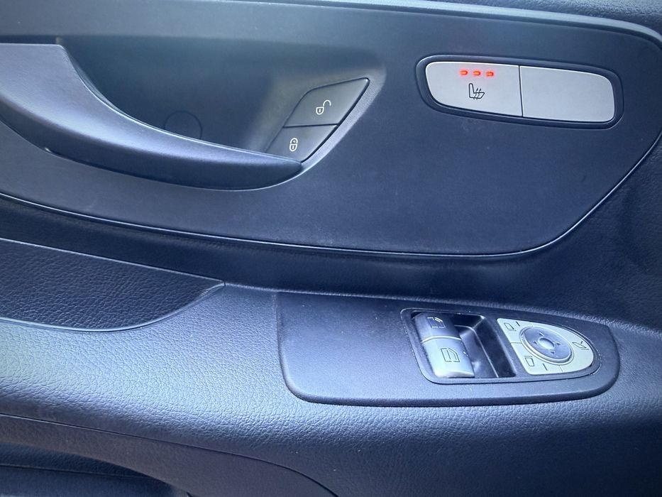 Mercedes Benz Vito 119d 190 CP Cutie 7G-Tronic Full Led! Garantie 12 Luni