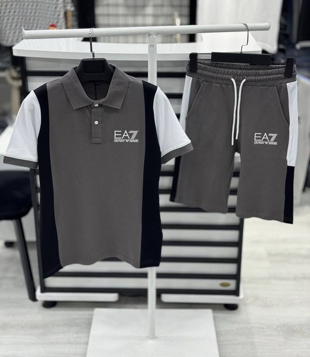 Compleu pentru bărbați