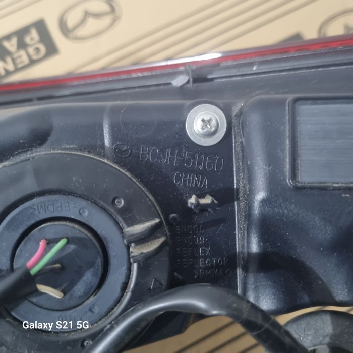 Stop stanga dreapta pe aripa mazda 3 BP SEDAN 2019-2025 full led BCJH-