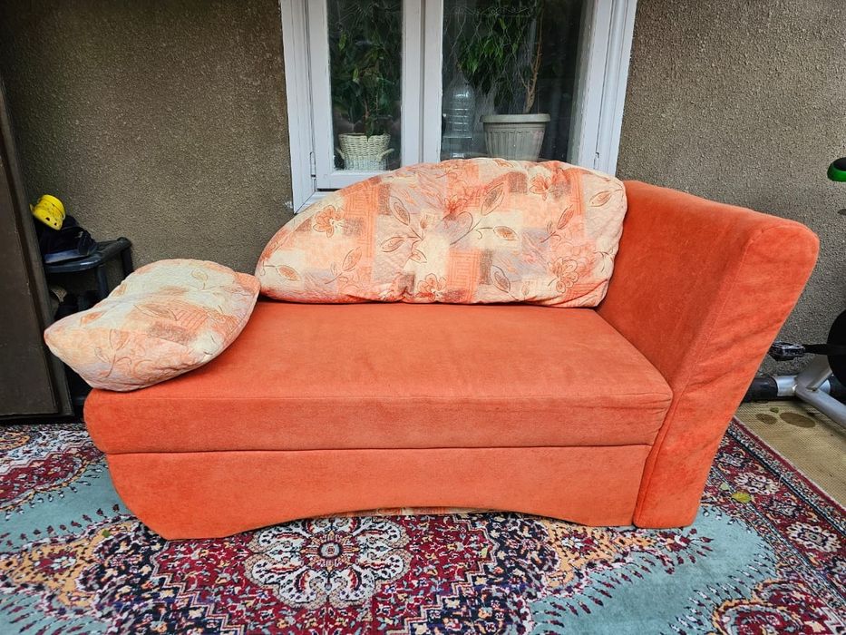 Мини диван раскладной.