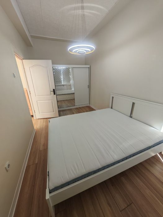 Inchiriez apartament 3 camere central