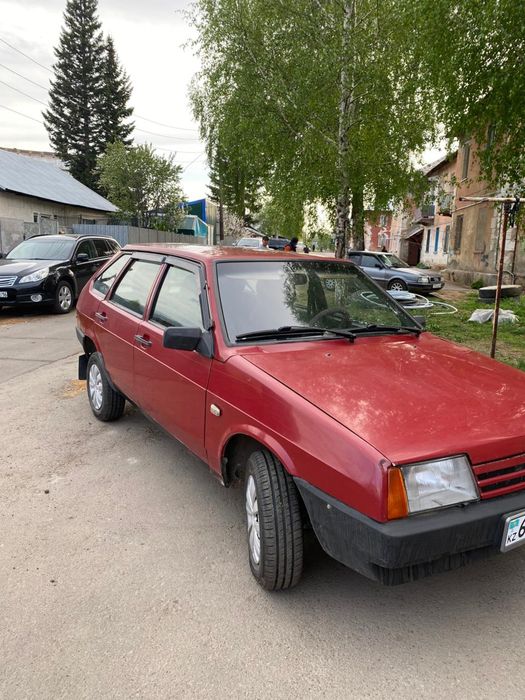 Продам машину ваз 2109