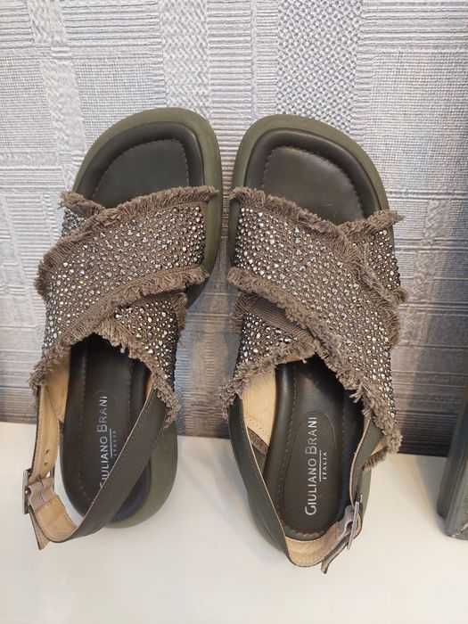 Летние босоножки Внутренняя сторона из кожи