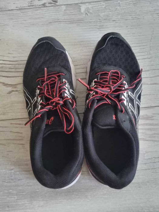 Дамски маратонки Asics