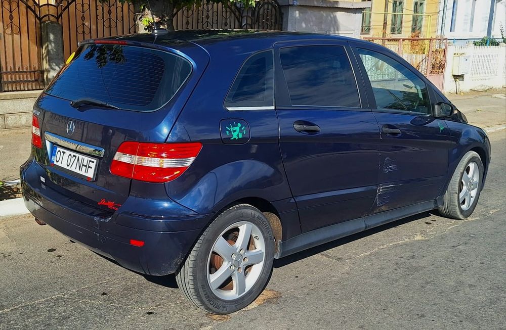Autoturism Mercedes b 170 fab2005