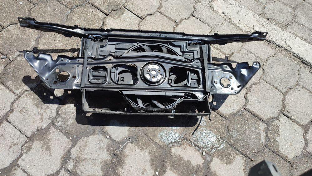 Телевизор на БМВ е 39