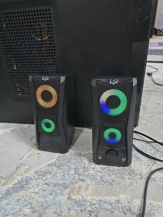 Небольшие колонки