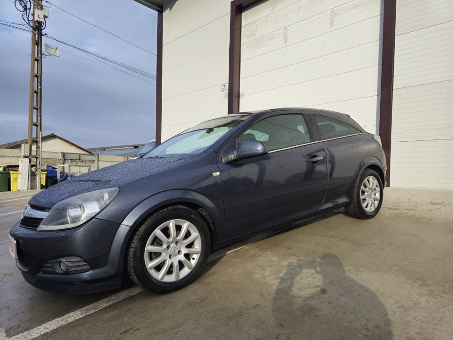 Opel Astra GTC 2009 // 1.4 Benzina// Stare foarte buna
