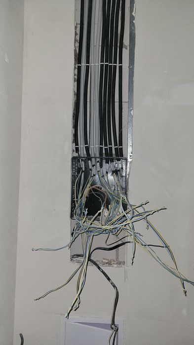 Услуги электриков