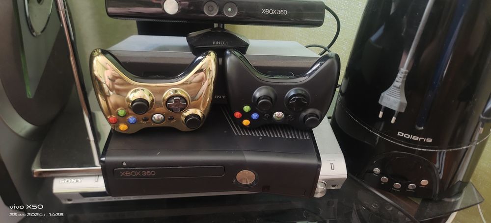 XBOX 360.Продам.