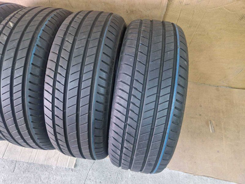 4 Bridgestone R19 245/50
летни гуми DOT4919