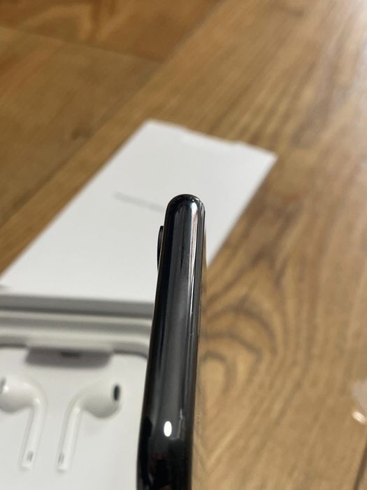 iPhone X 256 GB  + Apple Watch Series 4