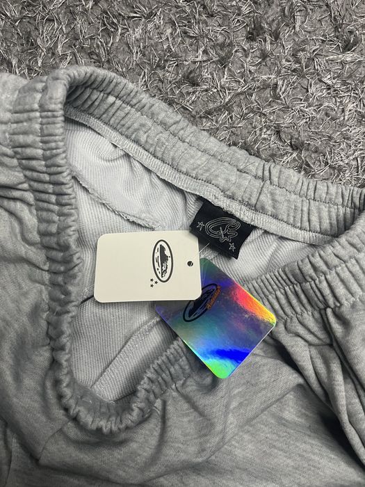 Corteiz tracksuit, Екип на кортез