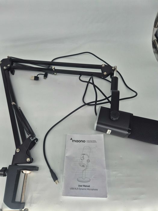 Microfon Gaming MAONO PD100XS XLR/USB, Dinamic, Noise Reduction, RGB, Braț Inclus - Grad E
