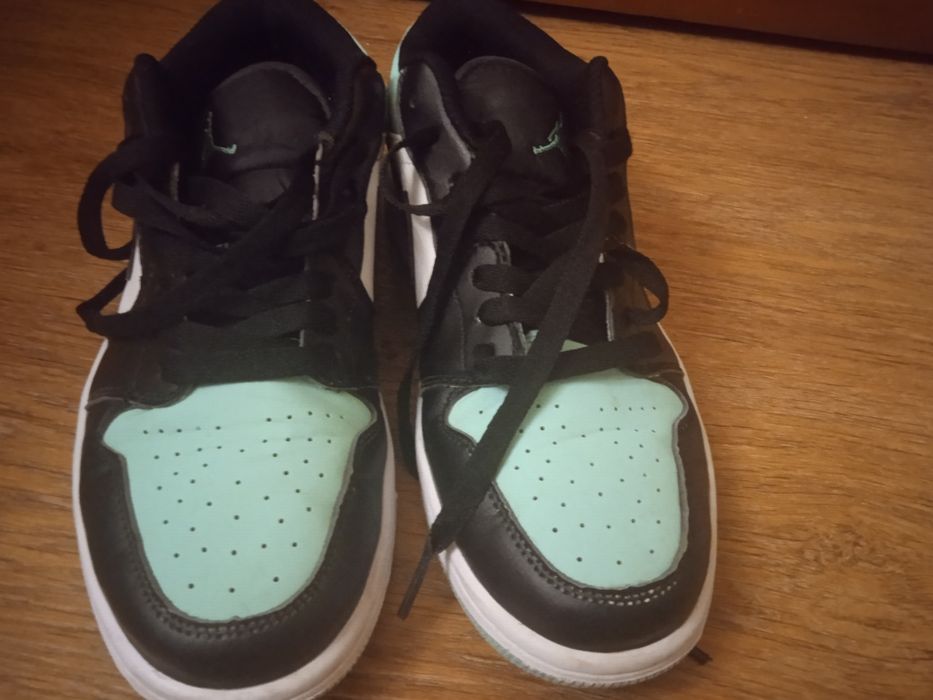 Кроссовки снекерс