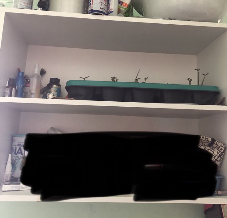 Шкаф , навесные полки