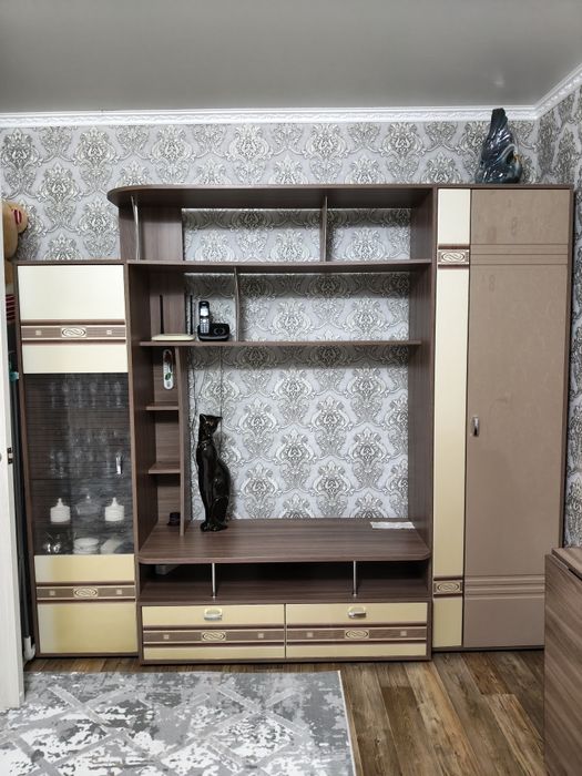 Продам стенку в хорошем состоянии