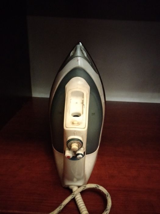 Утюг Braun рабочий