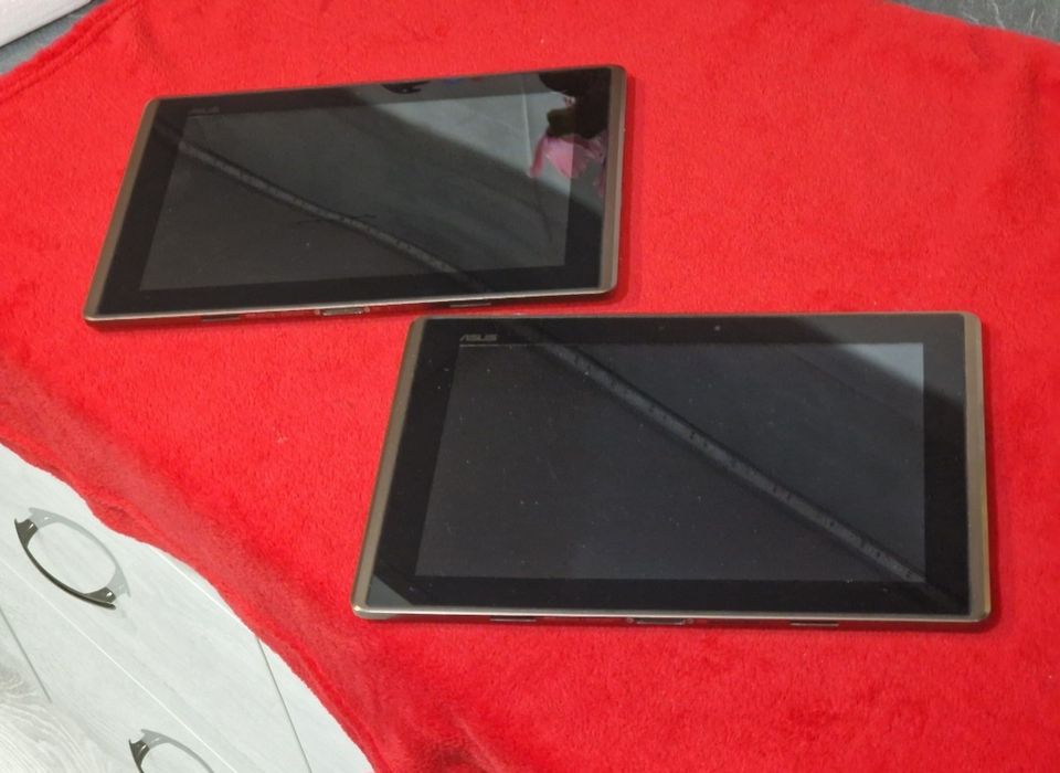 Tableta Asus pentru piese