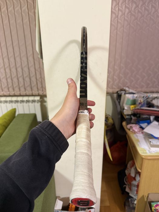 Тенис ракета Wilson blade v8