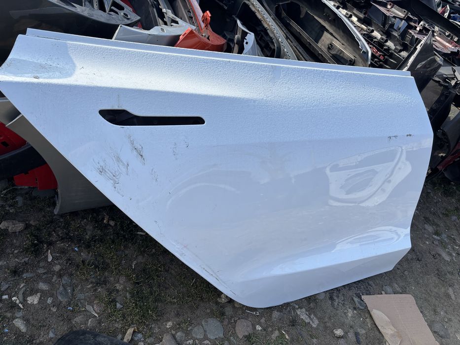 Врата Тесла 3/Tesla Model 3