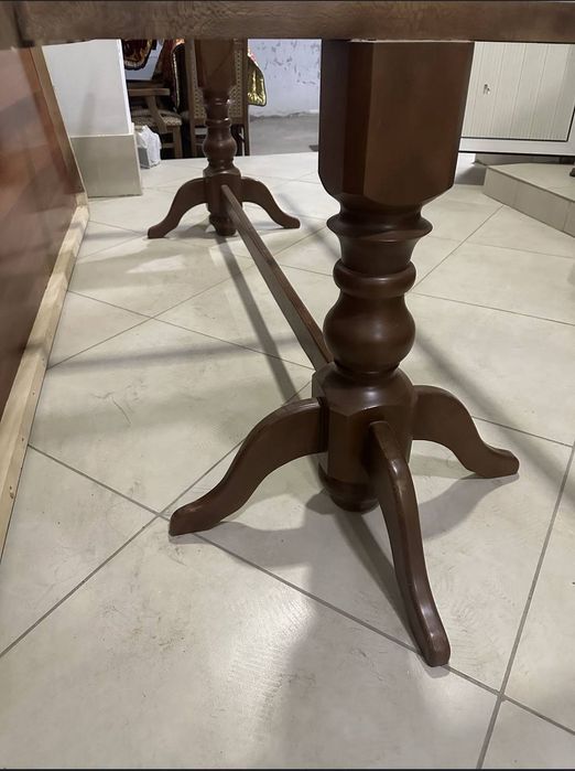 Stol young'oqdan yasalgan