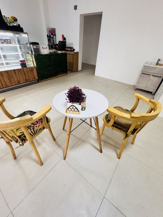 Столы и стулья для кафе и кофейни