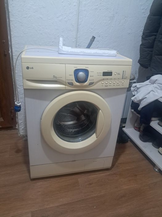Продается Стиральная машинка LG