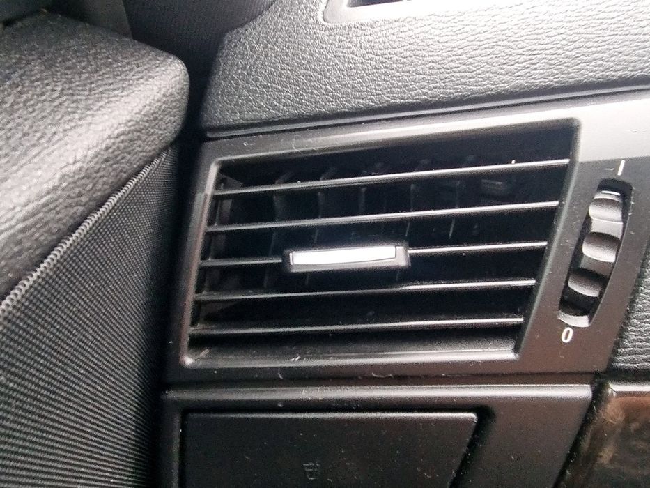 Grila aerisire stanga Bmw X3 (E83) [Fabr 2003-2009] 2.0 N47D 130 KW /