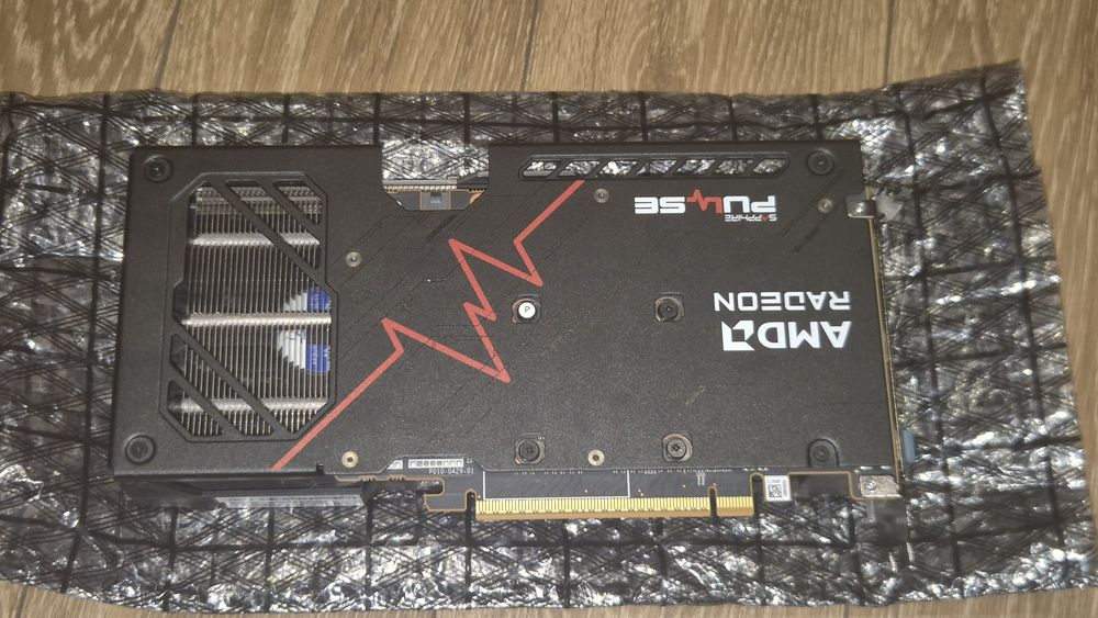 SAPPHIRE PULSE RX9060XT 16GB OC + гаранция